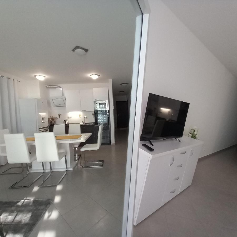 센 Apartman Nehaj 아파트 외부 사진